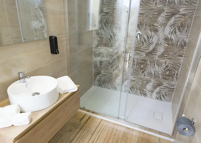 Konukevi Sant'erasmo 4*