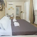 Guest house Sant'erasmo 4*