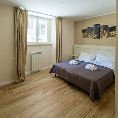 Πανσιόν Sant'erasmo 4*